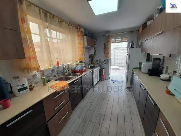 4bdrm Townhouse/Terrace in Epz, Kitengela for sale