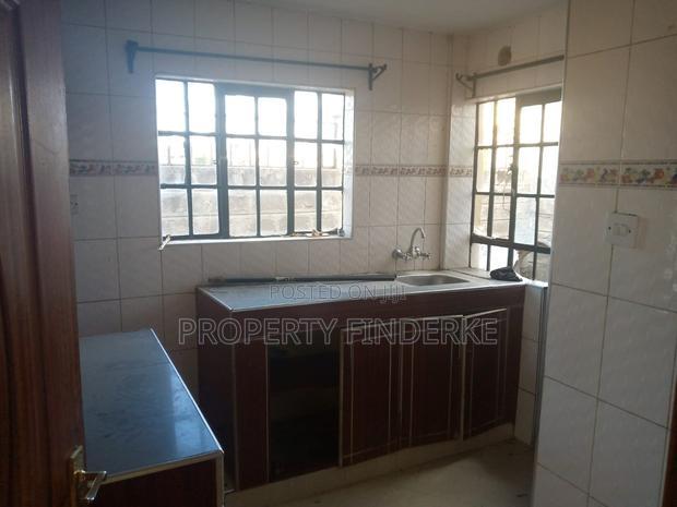 3bdrm Mansion in Yukos, Kitengela for rent