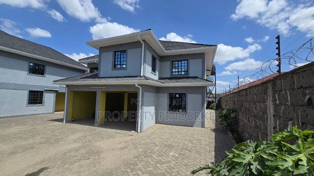 4bdrm Mansion in Kitengela for sale