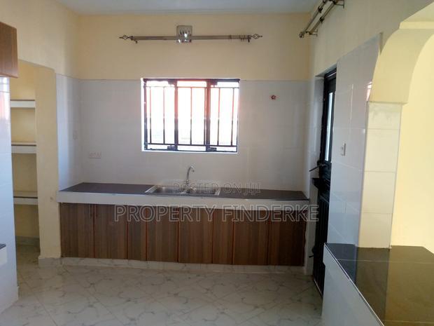 3bdrm Bungalow in Kitengela for sale