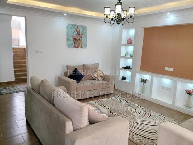 4bdrm Villa in Katani for sale