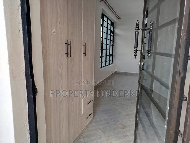 3bdrm Bungalow in Kimbo Estate for sale