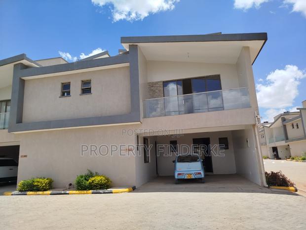4bdrm Townhouse/Terrace in Katani for sale