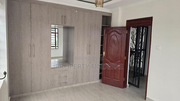 4bdrm Mansion in Kitengela for rent