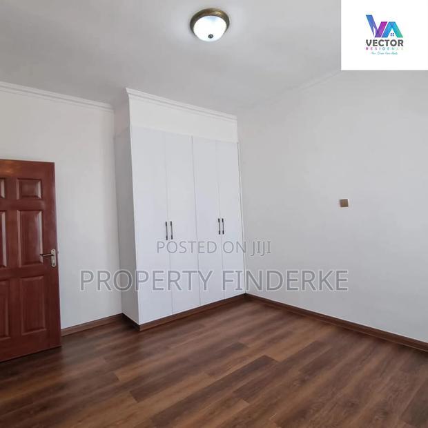 3bdrm Townhouse/Terrace in Kibiku for sale