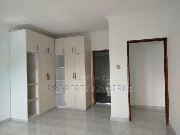 3bdrm Bungalow in Kitengela for sale