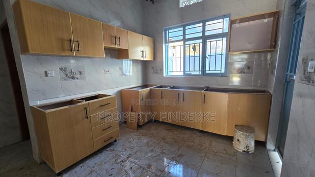 4bdrm Bungalow in Kitengela for sale