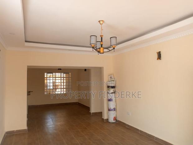3bdrm Bungalow in Kitengela for sale