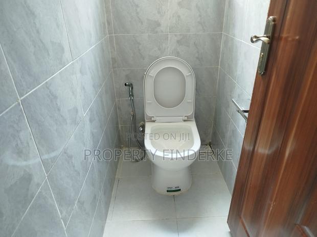 3bdrm Bungalow in Kimbo Estate for sale