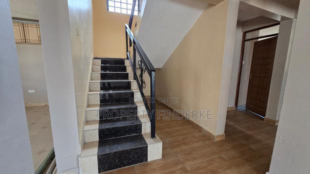 4bdrm Mansion in Kitengela for sale