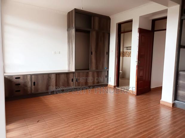 5bdrm Maisonette in Kibiku for sale