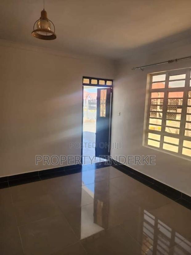 3bdrm Bungalow in Kitengela for sale