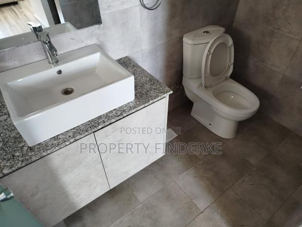 4bdrm Townhouse/Terrace in Katani for sale