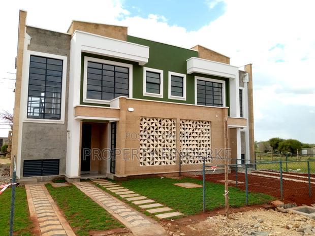 4bdrm Townhouse/Terrace in Yukos, Kitengela for sale