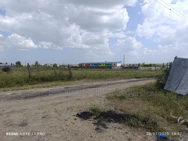 50 * 100ft Plot for Sale in Acacia