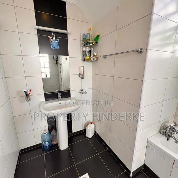 5bdrm Maisonette in Chuna, Kitengela for sale