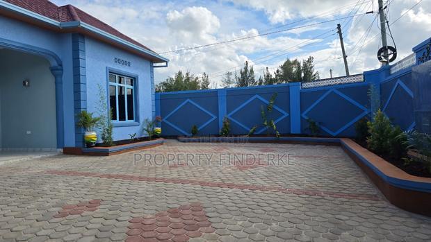 4bdrm Bungalow in Kitengela for sale