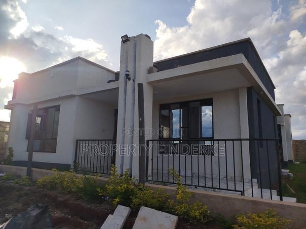 3bdrm Bungalow in Kalimoni for sale