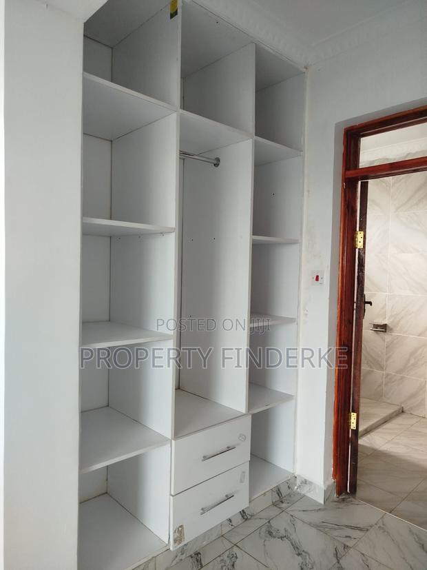 3bdrm Bungalow in Kalimoni for sale