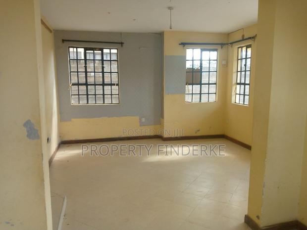 3bdrm Mansion in Yukos, Kitengela for rent