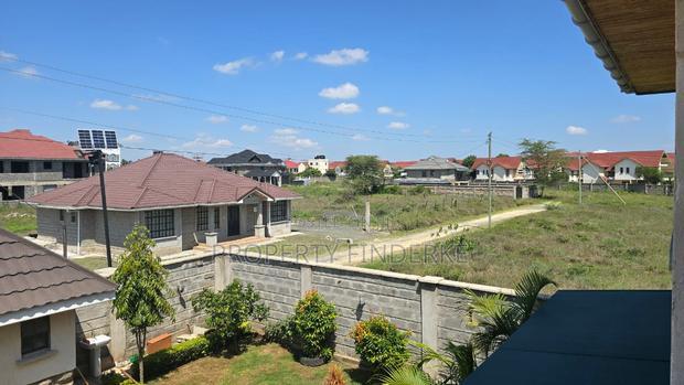 4bdrm Mansion in Kitengela for sale