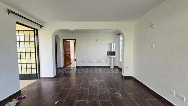 4bdrm Mansion in Kitengela for rent