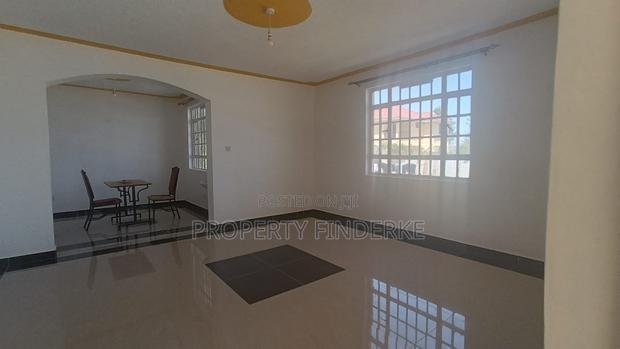 5bdrm Maisonette in Kitengela for sale