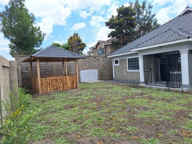 3bdrm Bungalow in Kitengela for sale