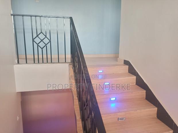 6bdrm Mansion in Kitengela for rent