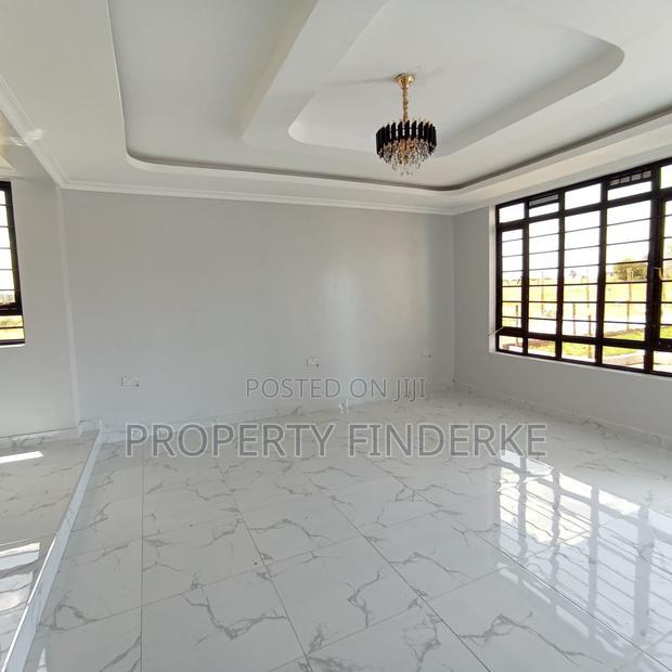 3bdrm Townhouse/Terrace in Kimalat, Kitengela for sale