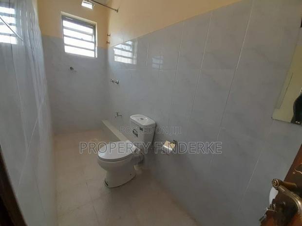 3bdrm Bungalow in Kitengela for sale