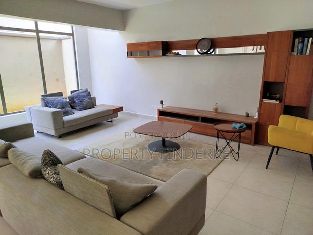 4bdrm Townhouse/Terrace in Katani for sale