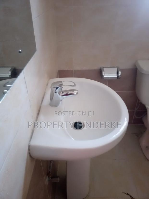 5bdrm Maisonette in Kitengela for sale