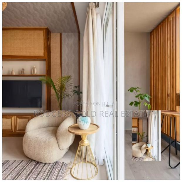 3bdrm Apartment in Gateway Mall Area for sale