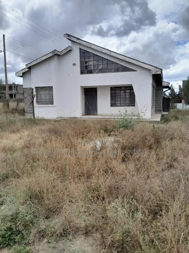 3bdrm Bungalow in Kitengela for sale