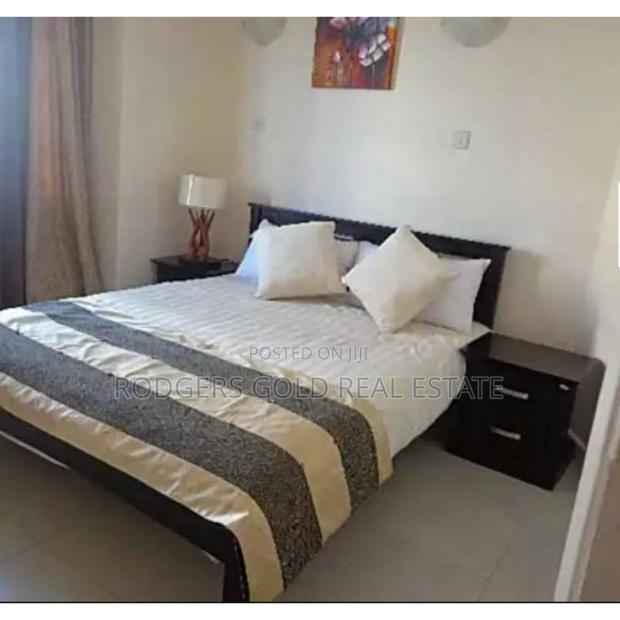 3bdrm Apartment in Gateway Mall Area for sale