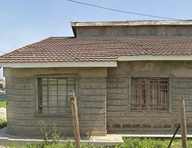 3bdrm Bungalow in Kitengela for sale