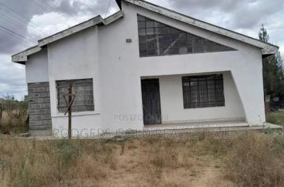 3bdrm Bungalow in Kitengela for sale