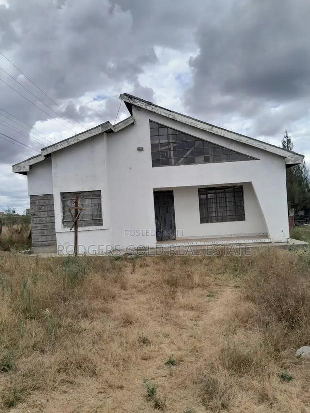 3bdrm Bungalow in Kitengela for sale