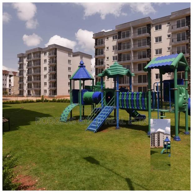 3bdrm Apartment in Gateway Mall Area for sale