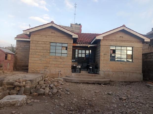 3bdrm Bungalow in Kitengela for sale