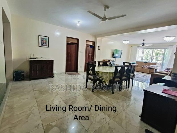 4bdrm Apartment in Kizingo for sale