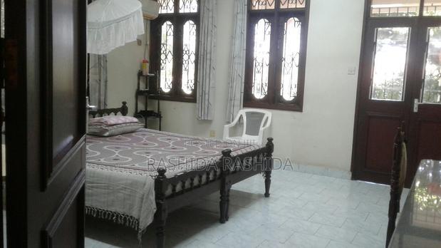 5bdrm House in Kizingo for sale