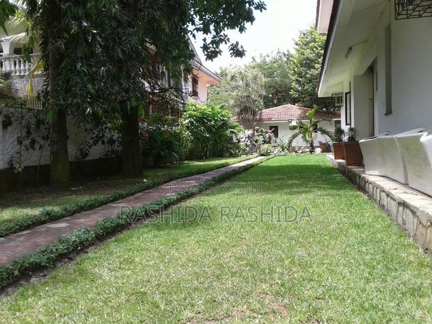 5bdrm House in Half Acre Old Nyali for sale