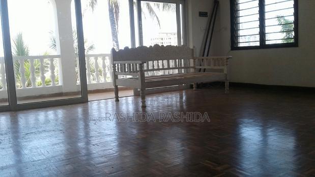 10bdrm Villa in Nyali for rent