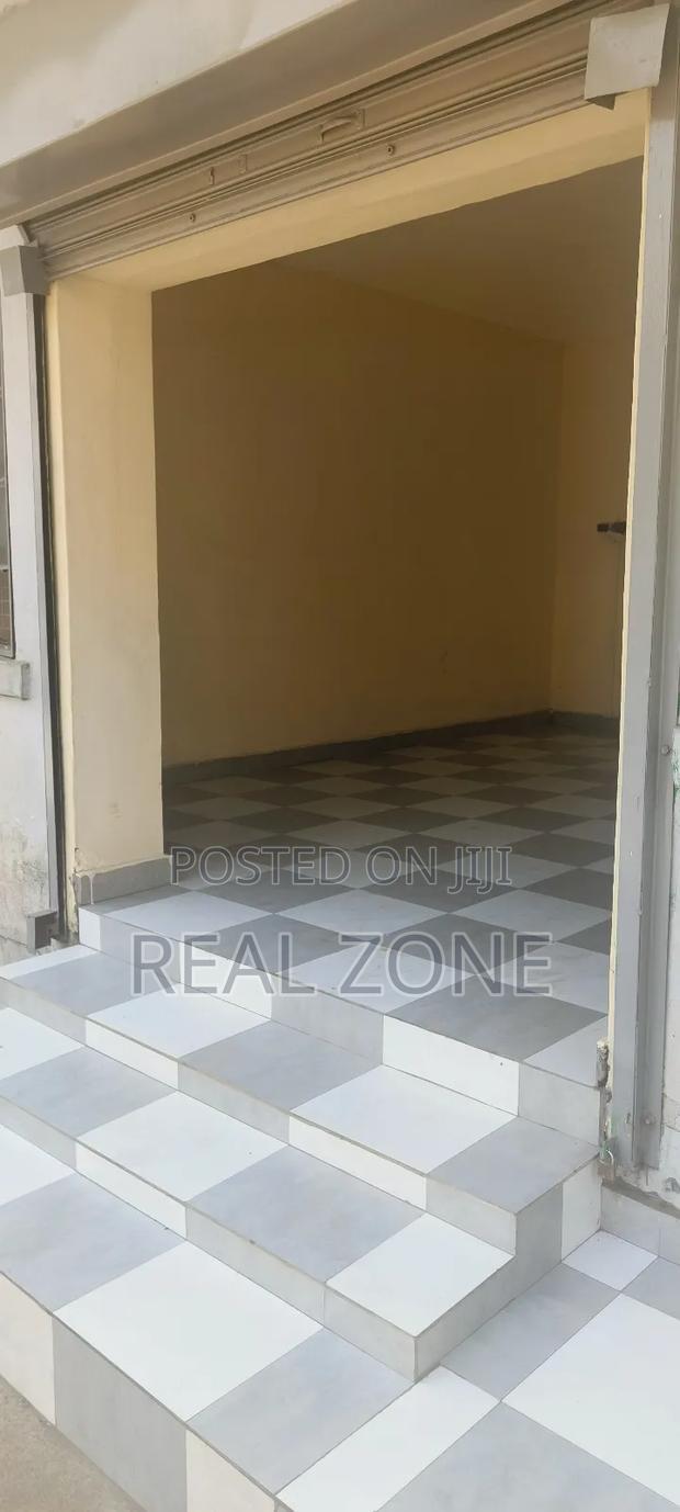 Shop at Ngara to Let