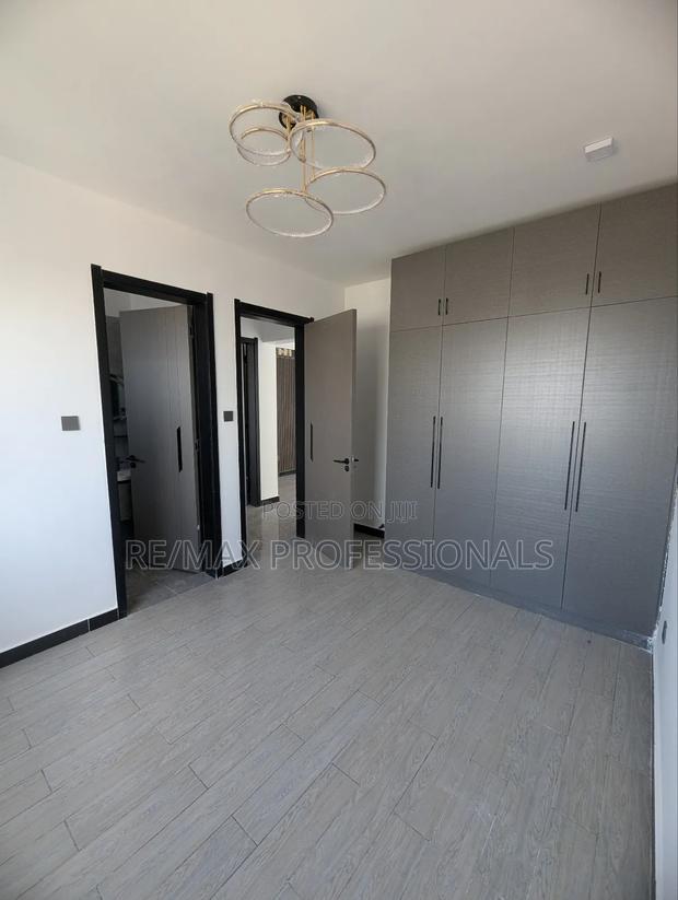 2bdrm Apartment in Valley Arcade for rent