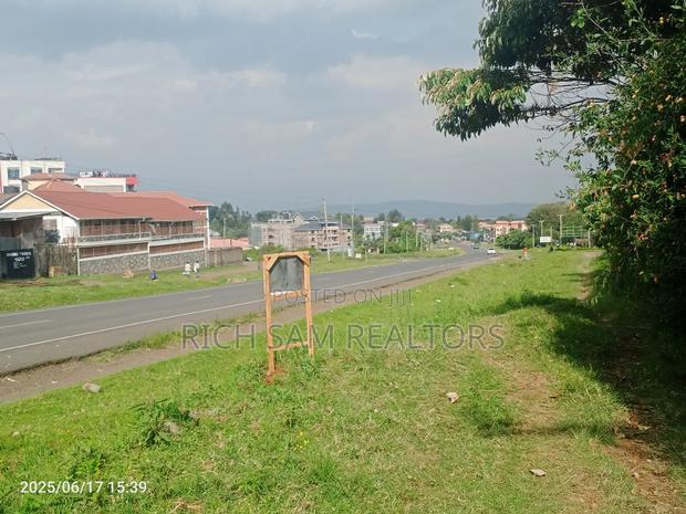 1/2 Acre on Sale Kiamunyi