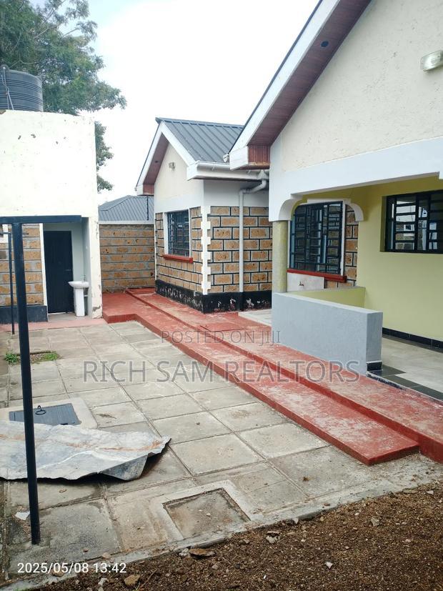 3bdrm House in Roret, Ngata for sale