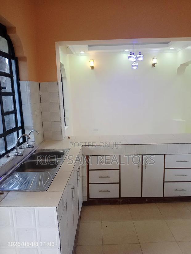 3bdrm Bungalow in Olivin, Kiamunyi for rent
